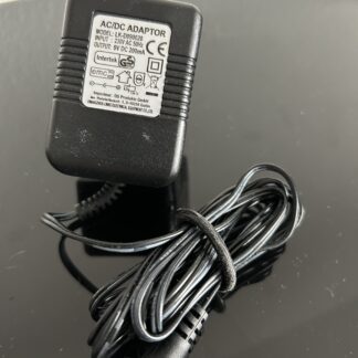 Power Adapter Netzteil Ladegerät Netzgerät AC/DC Adapter Trafo für 9V= 200mA LK-D090020