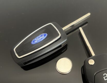 FORD Schlüsselgehäuse ORIGINAL + Ford Logo Emblem Schlüssel Rohling Focus Fusion Mondeo Kuka uva...