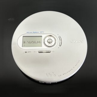 CD Walkman SONY D-NE700 Atrac3plus MP3 CD Player Batteriebetrieben