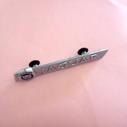 JAGUAR Teppich Emblem 9,5cm Chrom Metall Logo Schild Emblem – Bild 3