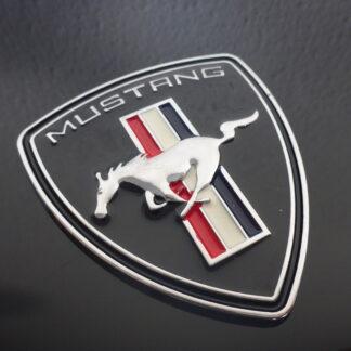 1x neu MUSTANG Schild METALL Emblem Logo 65mm glänzend Aufkleber