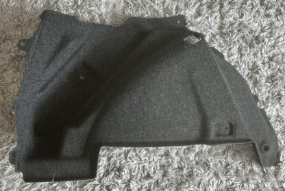 NEU neu Verkleidung Seitenwand Kofferraum links 5K6867427B VW GOLF 5