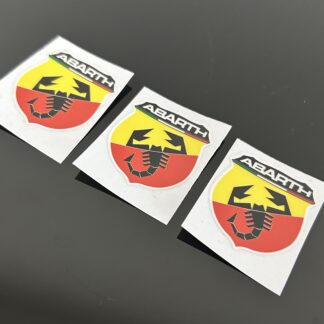 3x kleines Abarth 500 595 695 Schild 33mm Emblem Logo Schriftzug Aufkleber