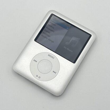 iPod nano 8GB silber, MA980 3. Generation – Bild 2