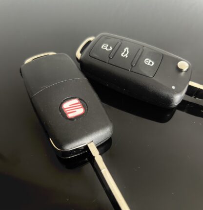 NEU SEAT Funkschlüssel incl. ELEKTRONIK 3-Tasten Autoschlüssel Fahrzeug Schlüssel Fernbedienung – Bild 3