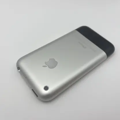 Apple iPhone 2G 8GB MA712LL/A in OVP sehr gut erhalten – Bild 3