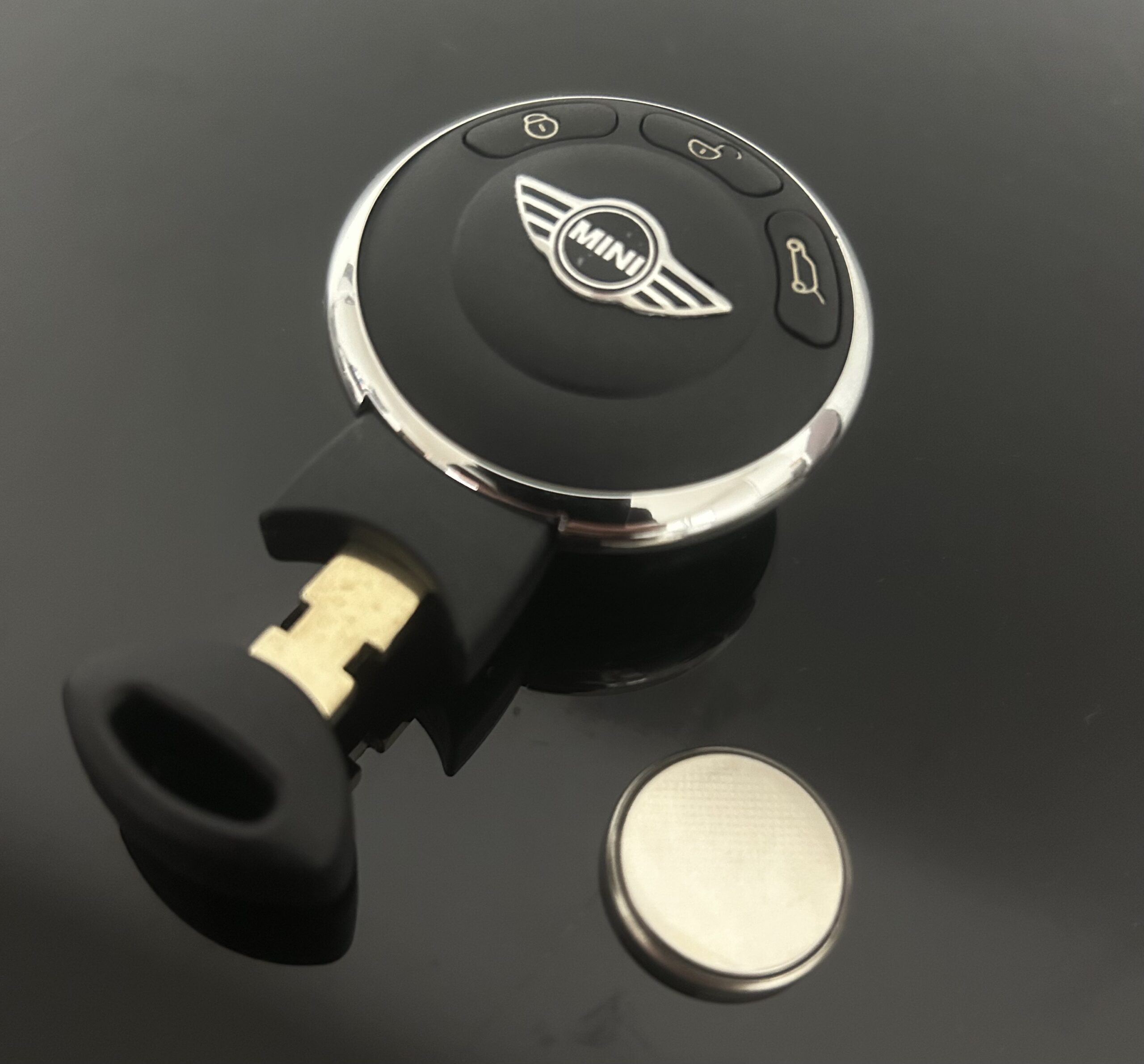 MINI original Schlüsselgehäuse + Logo Emblem Schlüssel Rohling BMW R56 R57 R58 Cabrio R60 R61 Clubman Countryman – Bild 6