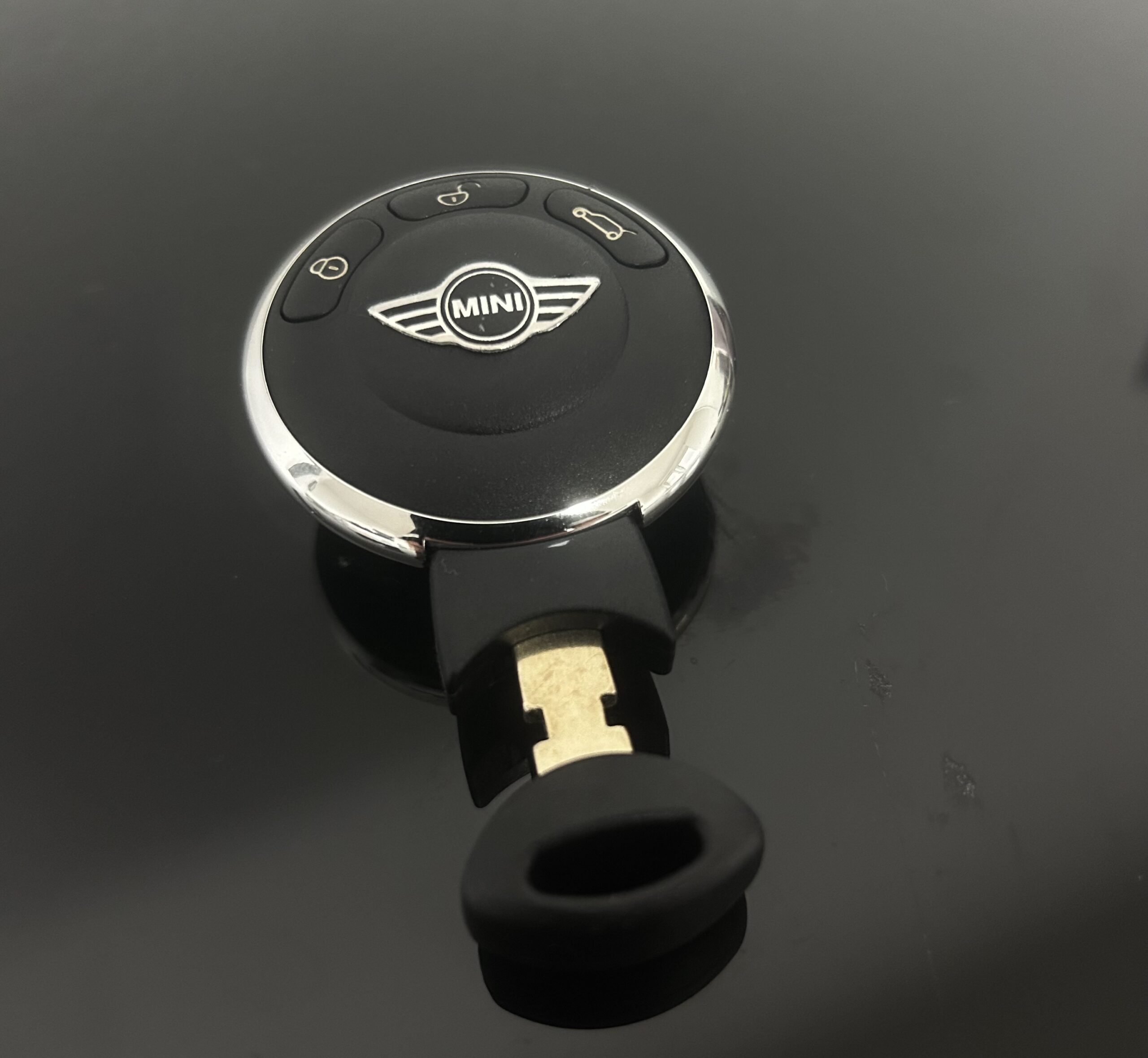 MINI original Schlüsselgehäuse + Logo Emblem Schlüssel Rohling BMW R56 R57 R58 Cabrio R60 R61 Clubman Countryman – Bild 4