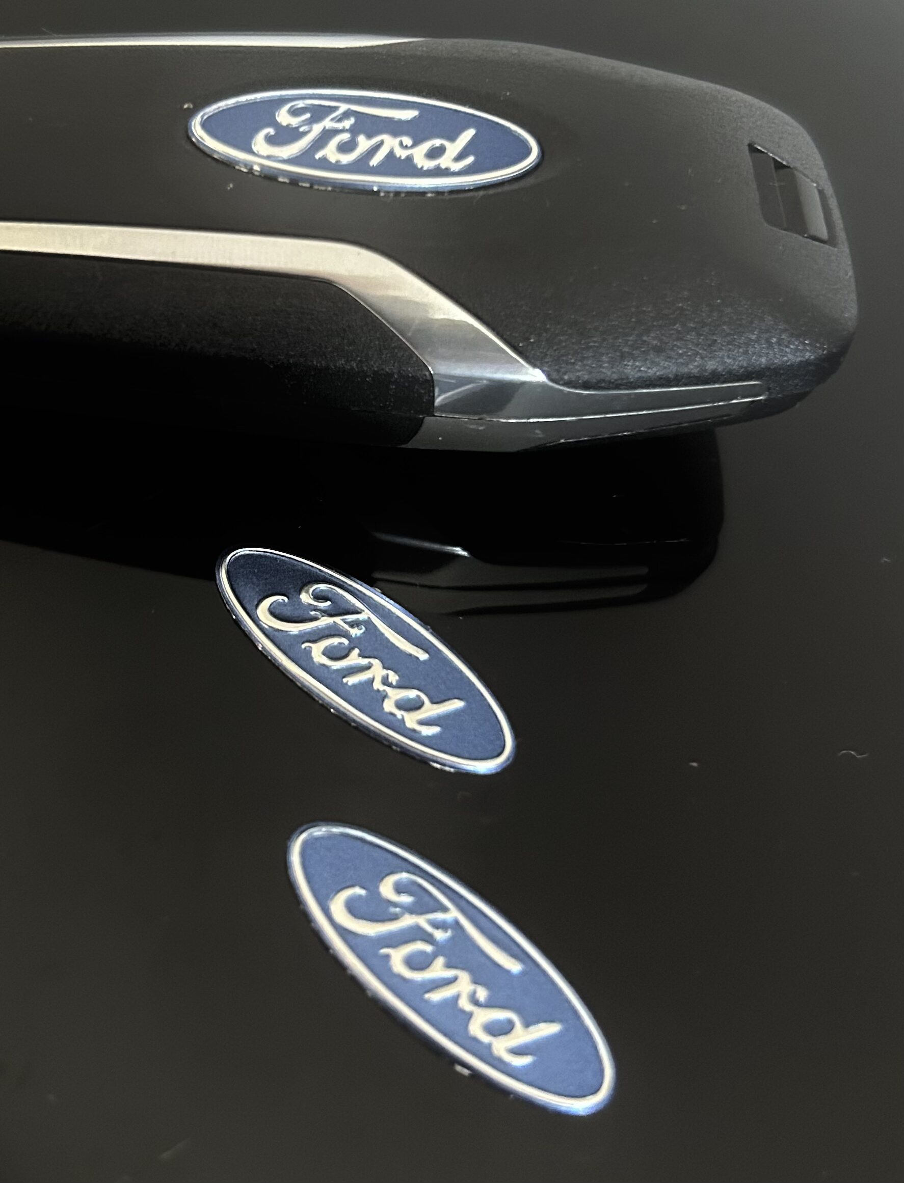 1x FORD original Aufkleber 3D Schlüssellogo 25x10mm Emblem Schriftzug Logo selbstklebend – Bild 4