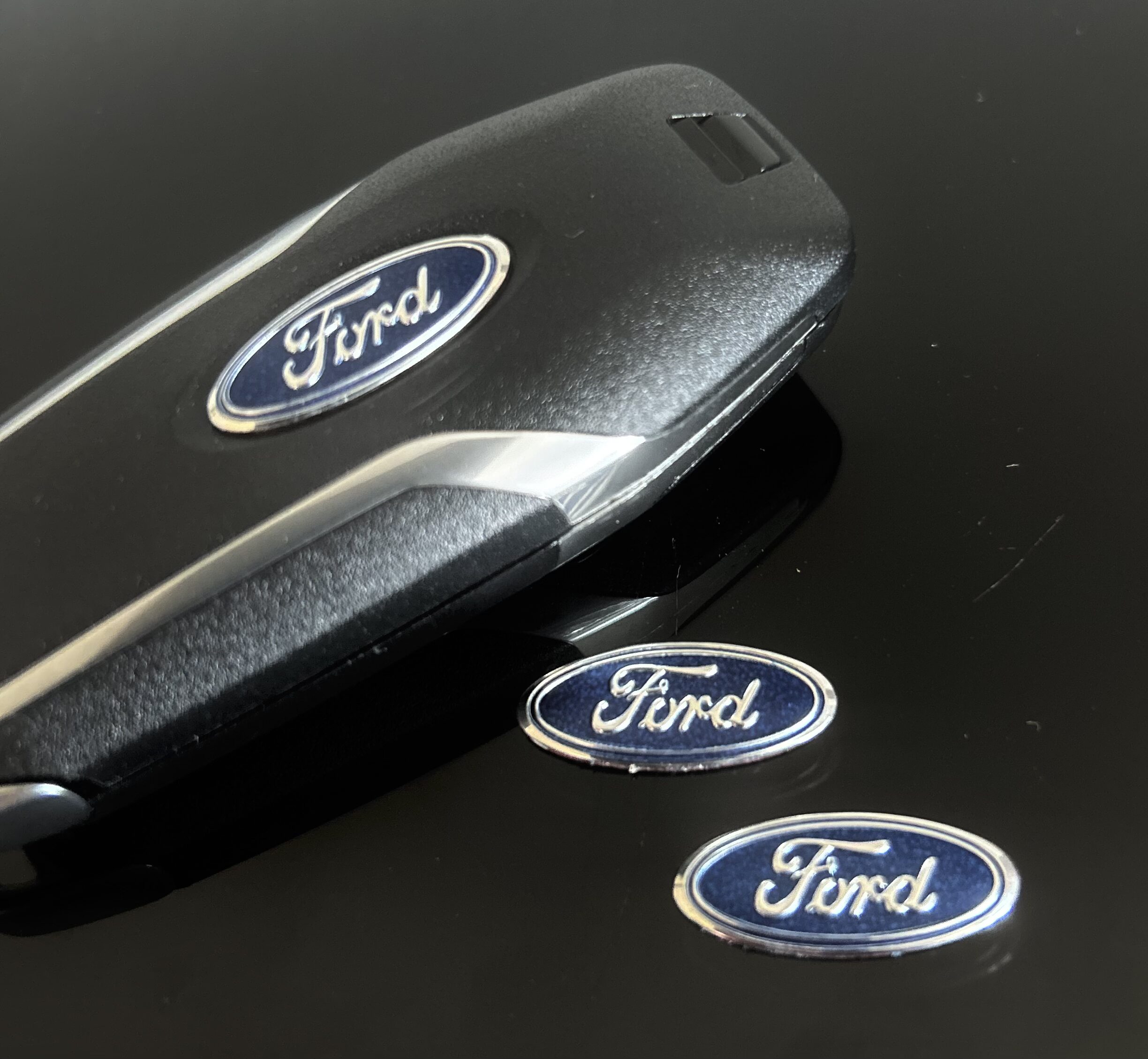 1x FORD original Aufkleber 3D Schlüssellogo 23x10mm Emblem Schriftzug Logo selbstklebend – Bild 5