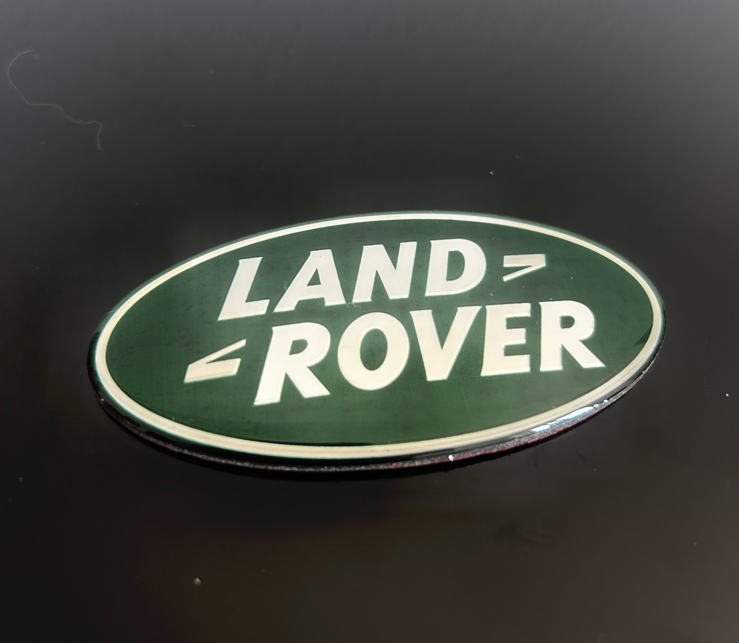 1x neu LAND ROVER Grille Emblem 8,6 x 4,3cm grün/silber Emblem Schriftzug Logo LR053190 – Bild 7