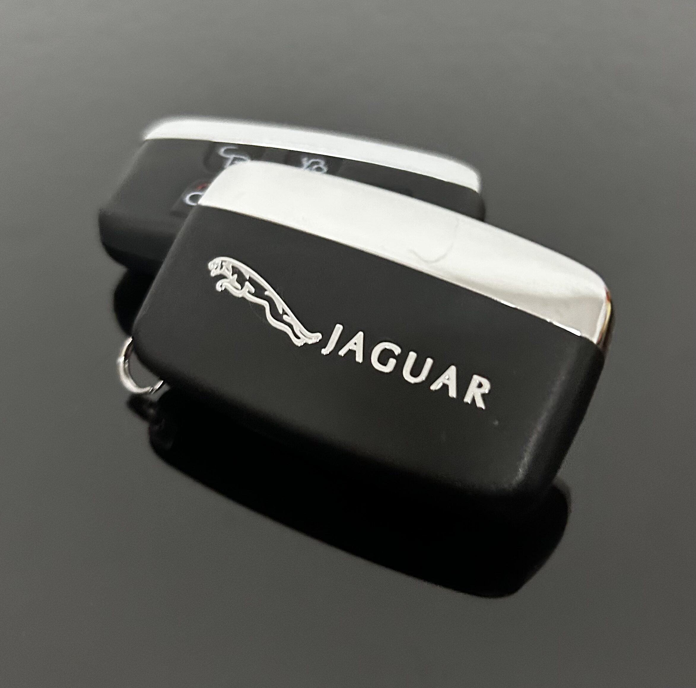 1x NEU JAGUAR Schlüsselgehäuse eDITION 4 Tasten Metall Kunststoff schwarz mit Logo Emblem – Bild 3