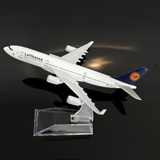 LUFTHANSA Airbus A340 1:400 METALL mit Sockel 16cm Flugzeug Airplane EDITION