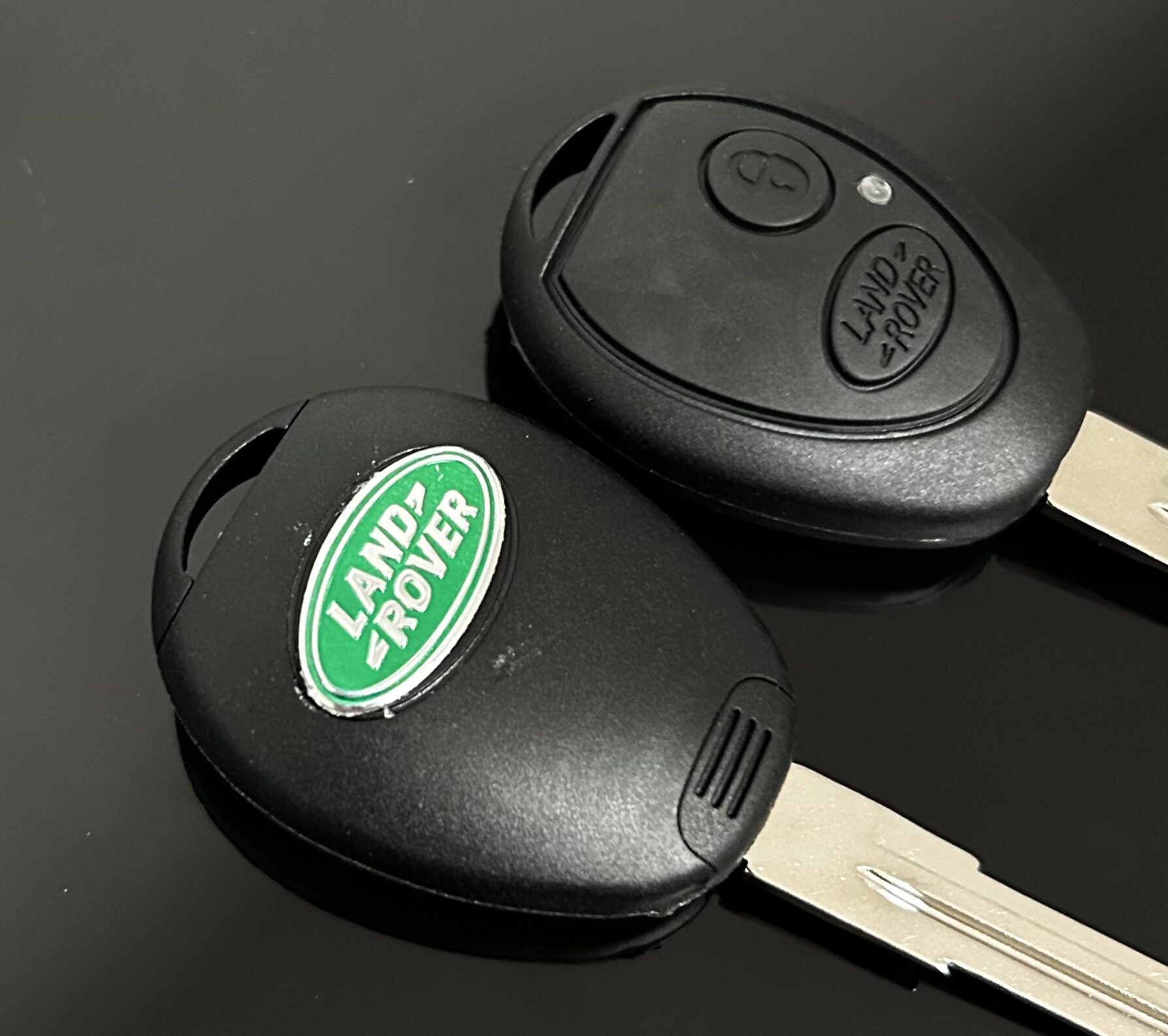 1x NEU Range Land Rover Schlüsselgehäuse 2 Tasten schwarz mit Logo Emblem Autoschlüssel Schlüssel – Bild 2