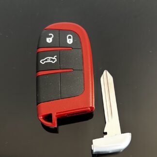 1x Dodge Challenger Chrysler Jeep SRT Schl&uuml;sselgeh&auml;use mit Emblem Logo Autoschl&uuml;ssel in ROT