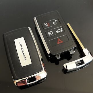 1x NEU JAGUAR Schlüsselgehäuse EDITION 4 Tasten Metall Kunststoff schwarz mit Logo Emblem