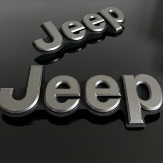 JEEP Emblem 20x6cm Logo Schild Emblem grau matt Heckklappe Seitenemblem Dekor Styling