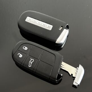 1x Dodge Challenger Chrysler Jeep RAM Schl&uuml;sselgeh&auml;use mit Emblem Logo Autoschl&uuml;ssel