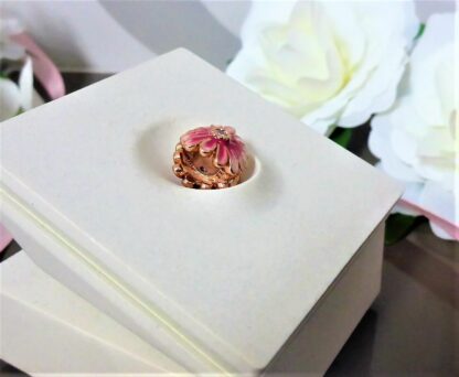 NEU Roségoldenes Gänseblümchen Daisy Flower GOLD/PINK Charm für Armband Anhänger – Bild 6