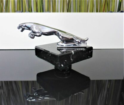 Collection für Jaguar Briefbeschwerer NEU Logo Emblem Aufsteller aus England NEU – Bild 3