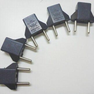 Reise Lade Adapter Power Pack Strom Ladegerät für APPLE SAMSUNG -250V USA/EU/USA