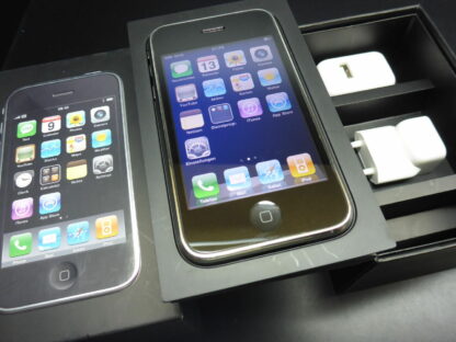 iPhone 3G 8GB schwarz black in OVP Apple MB490DN/A RARITÄT gepflegt schön