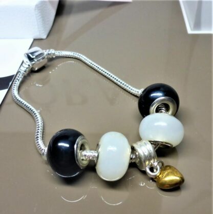 NEU 20cm Schlangen Glieder Armband Kraft Liebe black + 5 Charms Armband silber – Bild 4