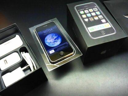 iPhone 2G 8GB in ORIGINALVERPACKUNG ERSTAUSGABE 1.Generation sehr schön 1st 1G