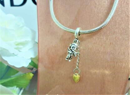 NEU Schutzengel Liebesengel ENGEL Charm für Armband Angel mit Herz silber S925