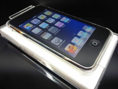 Apple iPod touch 8GB 2.Generation in OVP MC086FD/A 2G gebraucht 2th gepflegt