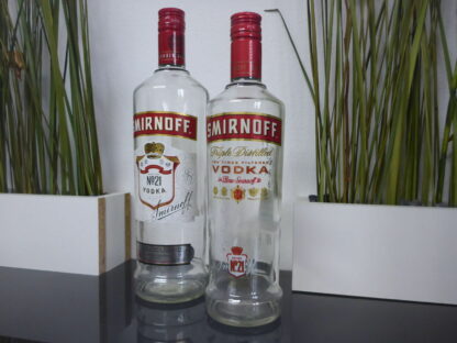 2x LEER * 0,7 und 1L. Vodka SMIRNOFF N.21 Leerflasche Glas Dekoflasche Wodka
