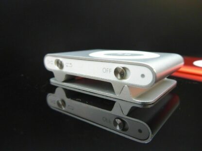1x Apple iPod Shuffle VERSATEL 2. Generation 1GB silber in OVP MB225ZD/A shuffle – Bild 4