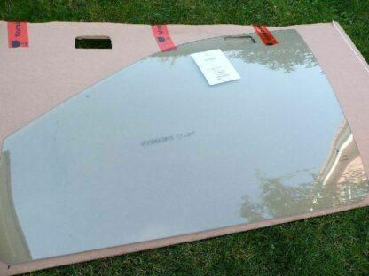 Chrysler Grand Voyager A223LGNV4FD1J Fenster grün Scheibe Türe vorne links 1996