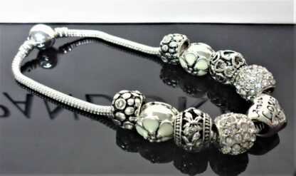 NEU 20cm Pave + 10 Charms Schlangen Gliederarmband SILBER Blüte Herz TOP Armband – Bild 4